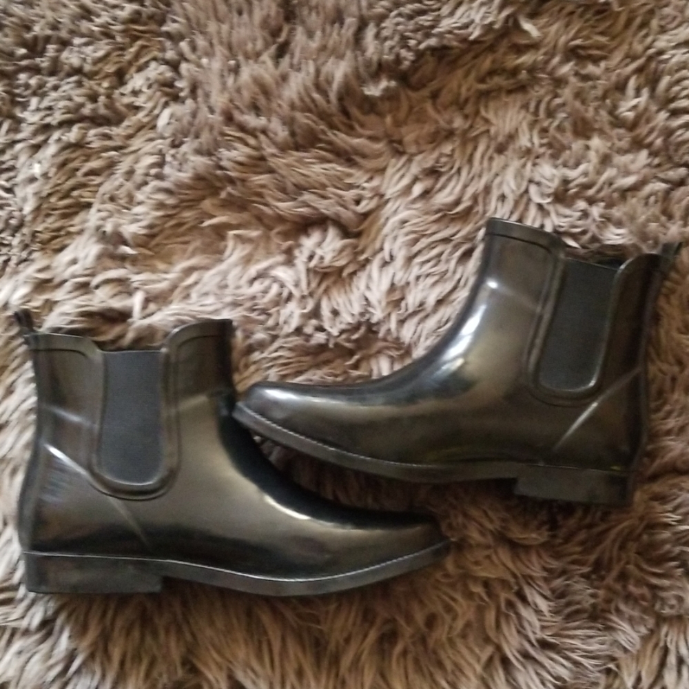 Michael Kors short rain boots - Picture 3 of 8
